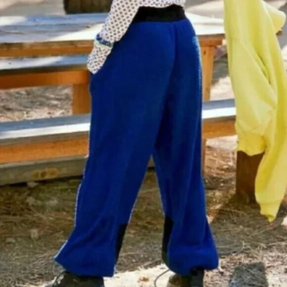 NWT Free People Movement Cuddle Up Fleece Tie Waist Oversize Blue Pants - Picture 2 of 8